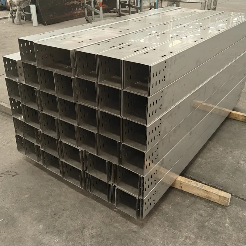 Сплошной кабельный лоток.3