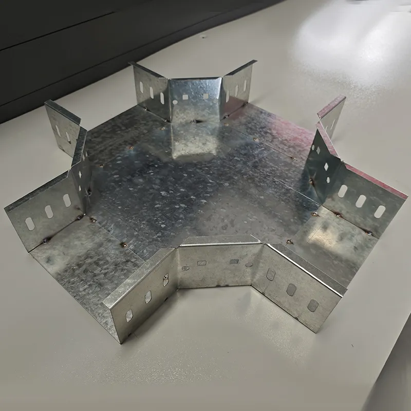 Горизонтальный крестовина кабельного лотка.2