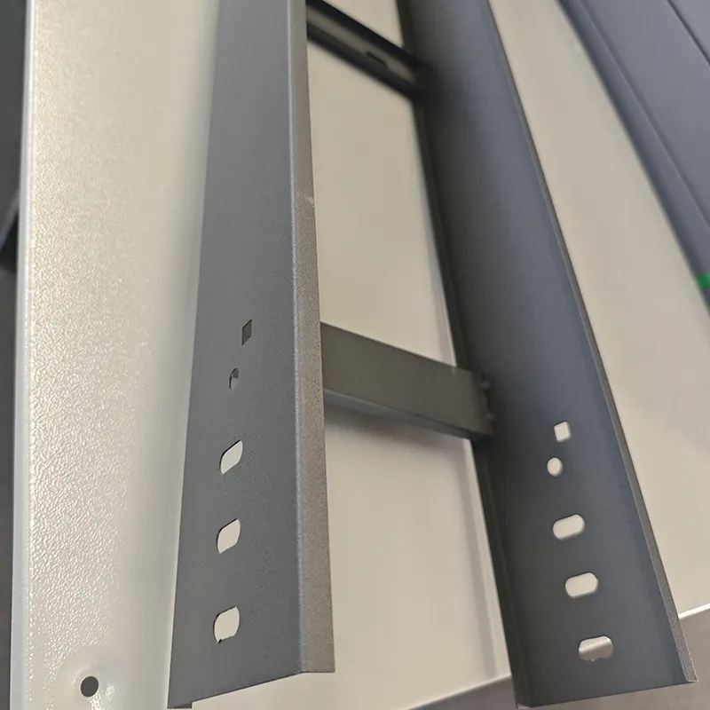 Лестничный кабельный лоток.4