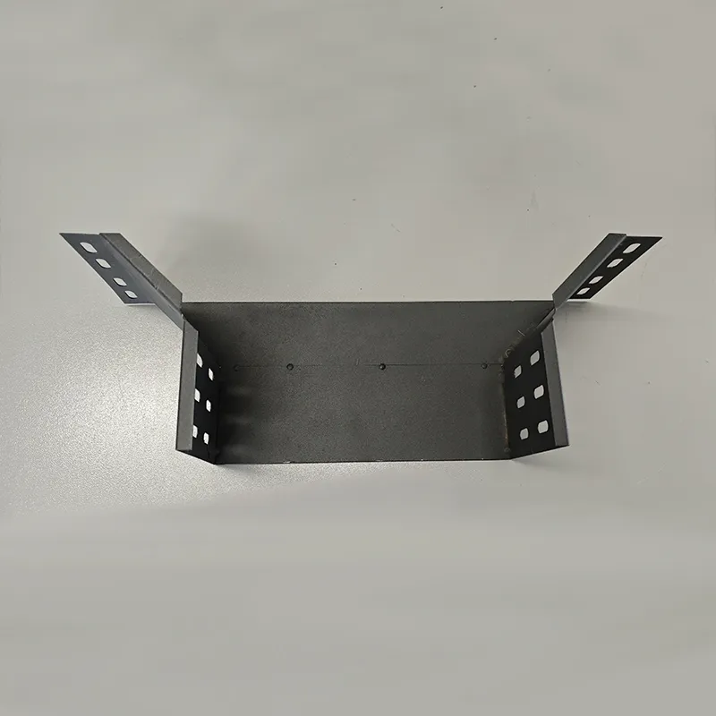 Отвод кабельного лотка с раструбом.2